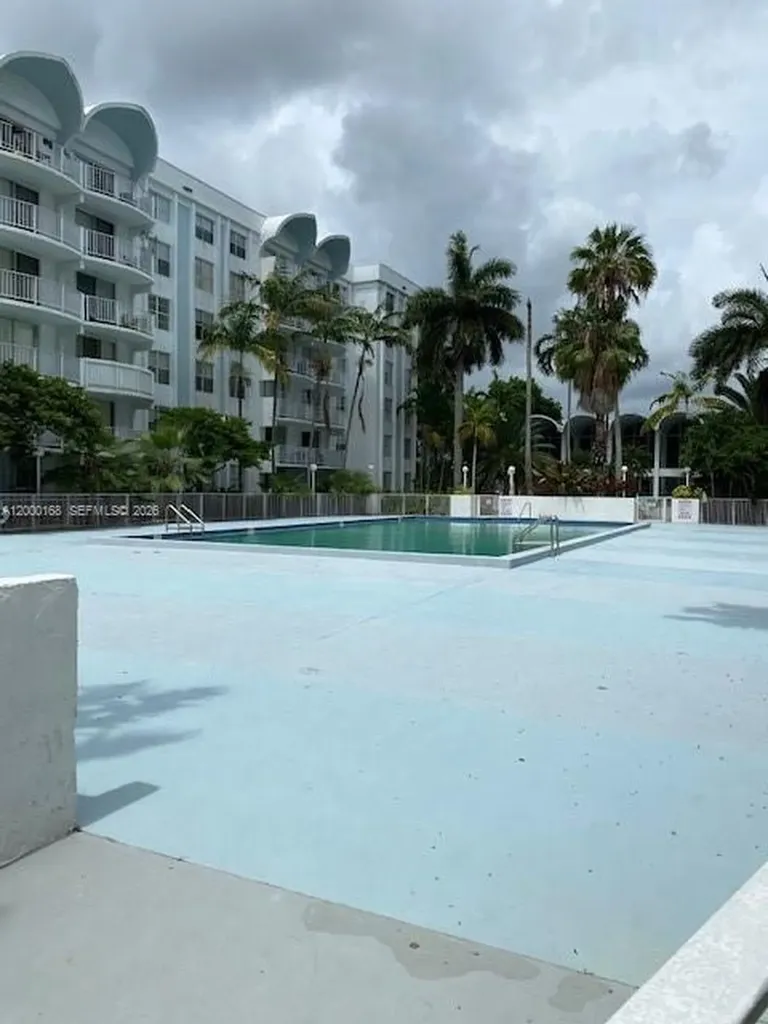 Miami FL 33169