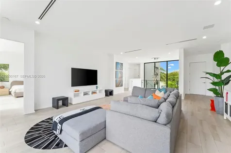 4232 E Tradewinds Avenue Lauderdale By The Sea FL 33308
