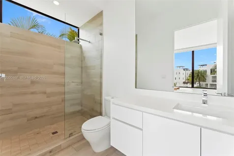 4232 E Tradewinds Avenue Lauderdale By The Sea FL 33308