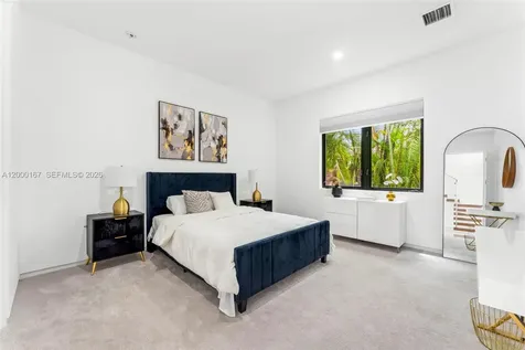 4232 E Tradewinds Avenue Lauderdale By The Sea FL 33308