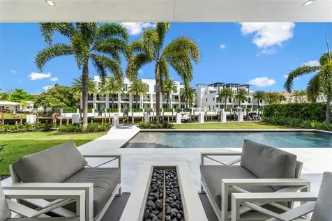 4232 E Tradewinds Avenue Lauderdale By The Sea FL 33308
