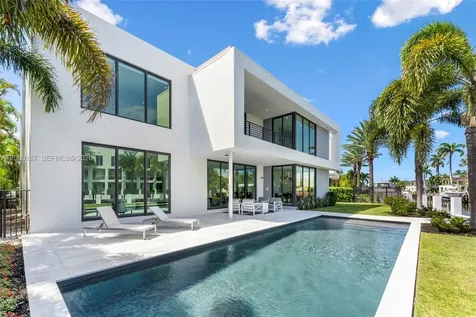 4232 E Tradewinds Avenue Lauderdale By The Sea FL 33308