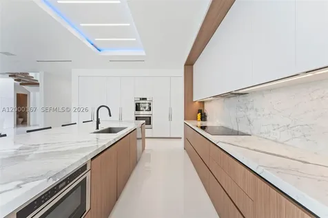4232 E Tradewinds Avenue Lauderdale By The Sea FL 33308