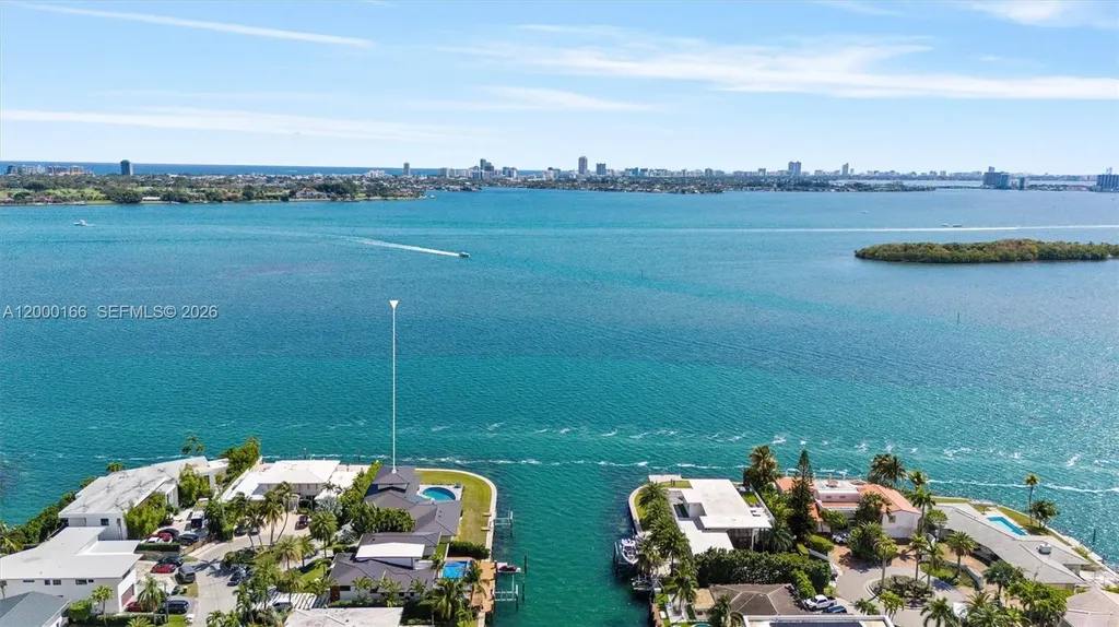 1982 NE 119th Road North Miami FL 33181