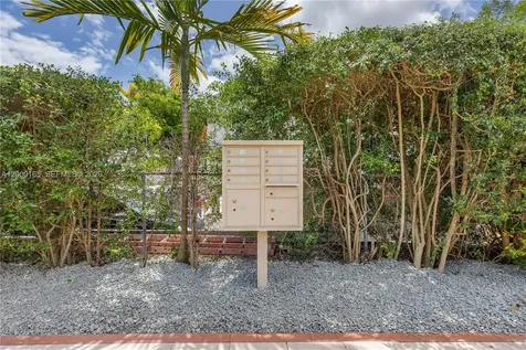 620 SW 6th Avenue Miami FL 33130