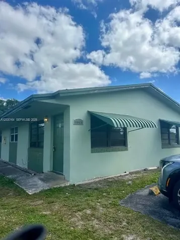 5649 SW 27th Street West Park FL 33023