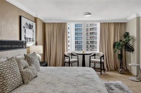 19201 Collins Avenue Sunny Isles Beach FL 33160