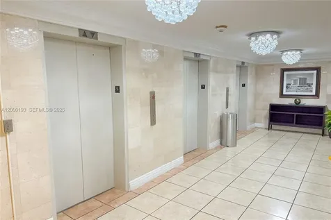 19201 Collins Avenue Sunny Isles Beach FL 33160