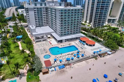 19201 Collins Avenue Sunny Isles Beach FL 33160