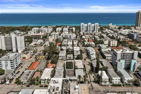 7710 Carlyle Avenue Miami Beach FL 33141