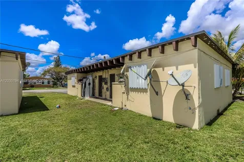 720 SW 6th Street Homestead FL 33030