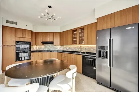 19111 Collins Avenue Sunny Isles Beach FL 33160