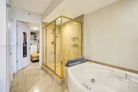 19111 Collins Avenue Sunny Isles Beach FL 33160
