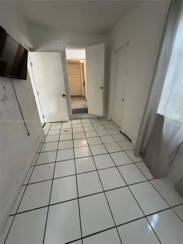 2770 SW 33rd Avenue Miami FL 33133