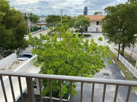 1900 Diana Drive Hallandale Beach FL 33009