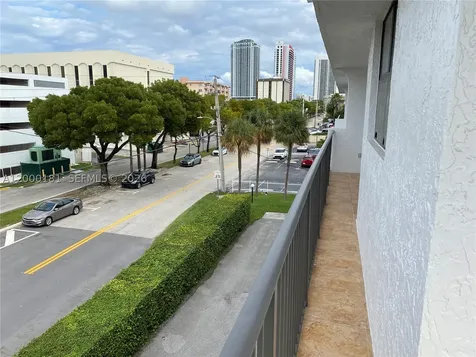 1900 Diana Drive Hallandale Beach FL 33009