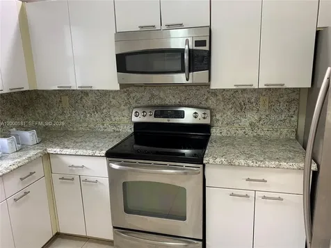 1900 Diana Drive Hallandale Beach FL 33009