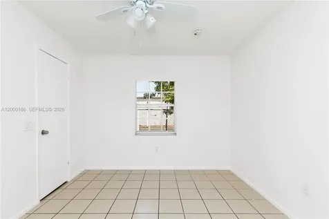 15 SW 6th Street Dania Beach FL 33004