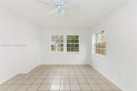 15 SW 6th Street Dania Beach FL 33004