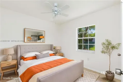 15 SW 6th Street Dania Beach FL 33004