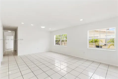 15 SW 6th Street Dania Beach FL 33004