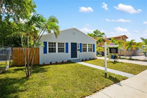 15 SW 6th Street Dania Beach FL 33004