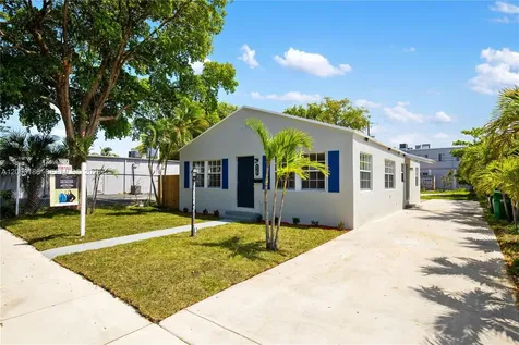15 SW 6th Street Dania Beach FL 33004
