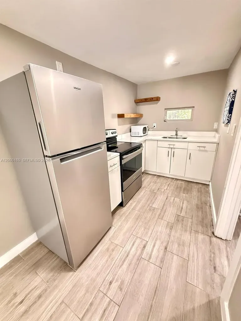 1151 NE 18th Street Fort Lauderdale FL 33305