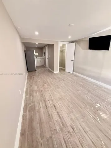 1151 NE 18th Street Fort Lauderdale FL 33305
