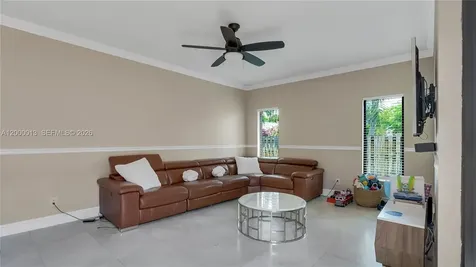 10526 SW 14th Court Pembroke Pines FL 33025