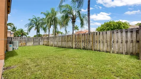 10526 SW 14th Court Pembroke Pines FL 33025