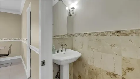 10526 SW 14th Court Pembroke Pines FL 33025