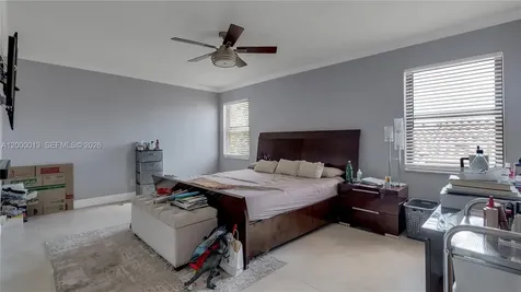 10526 SW 14th Court Pembroke Pines FL 33025