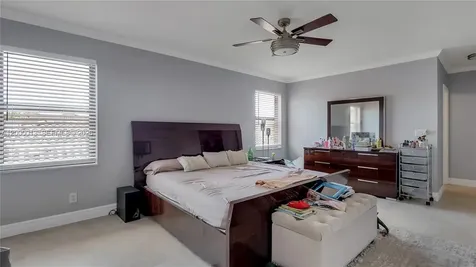10526 SW 14th Court Pembroke Pines FL 33025