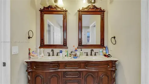 10526 SW 14th Court Pembroke Pines FL 33025