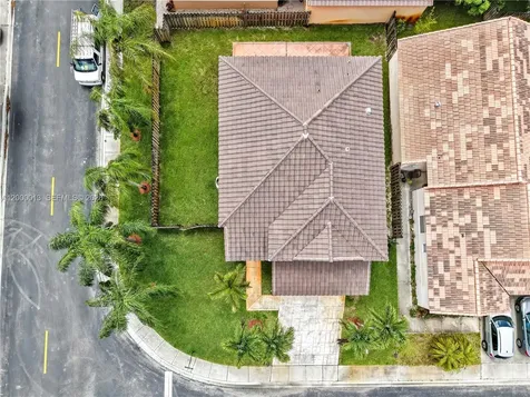 10526 SW 14th Court Pembroke Pines FL 33025