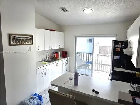 7777 W 29th Lane Hialeah FL 33018