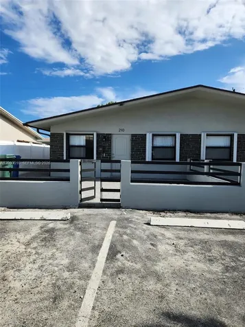 210 NW 57th Street Oakland Park FL 33309
