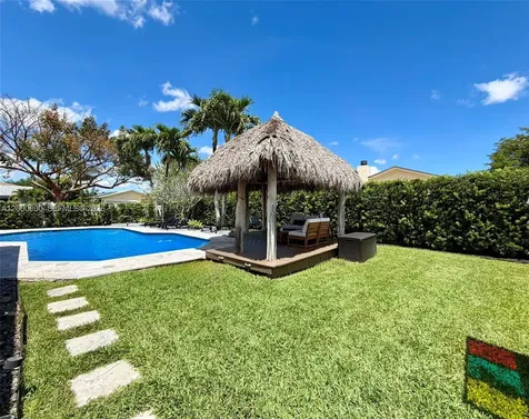 5704 SW 116th Avenue Cooper City FL 33330
