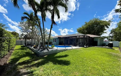 5704 SW 116th Avenue Cooper City FL 33330