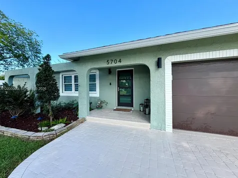 5704 SW 116th Avenue Cooper City FL 33330