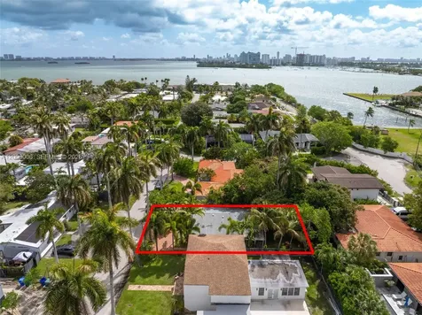 1104 NE 85th Street Miami FL 33138
