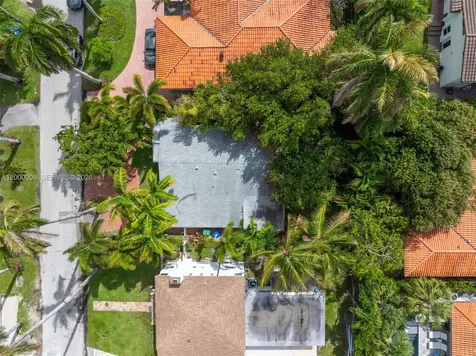 1104 NE 85th Street Miami FL 33138