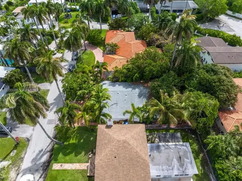 1104 NE 85th Street Miami FL 33138