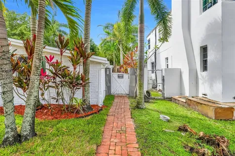 1104 NE 85th Street Miami FL 33138