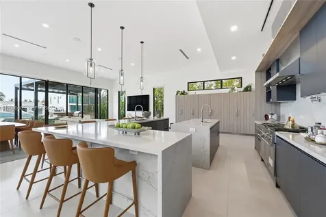 3300 NE 170th Street North Miami Beach FL 33160