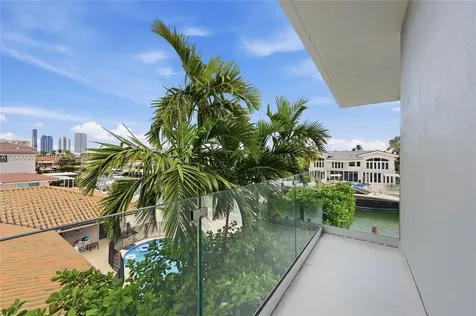 3300 NE 170th Street North Miami Beach FL 33160