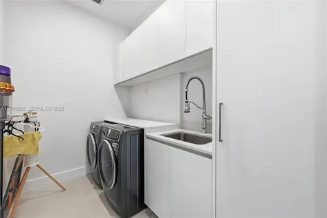 3300 NE 170th Street North Miami Beach FL 33160