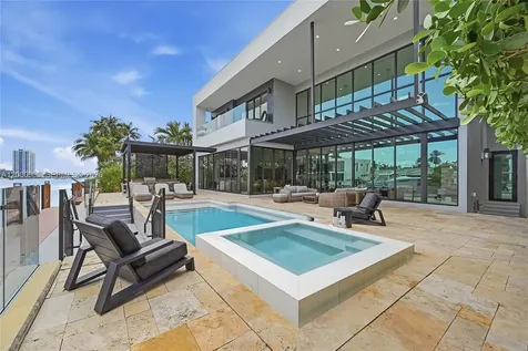 3300 NE 170th Street North Miami Beach FL 33160