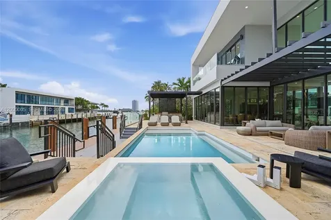 3300 NE 170th Street North Miami Beach FL 33160